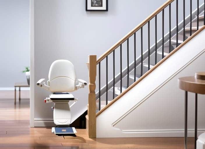 Comment bien choisir un monte-escalier ? - Salon VIVING